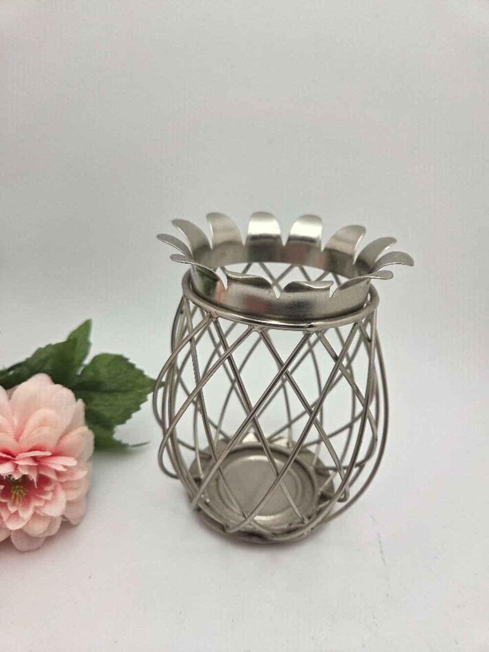 Bath & Body Works Slatkin & Co Silver Metal Wire PINEAPPLE Candle Holder